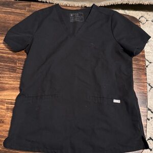 FIGS Casma Black Scrub Top